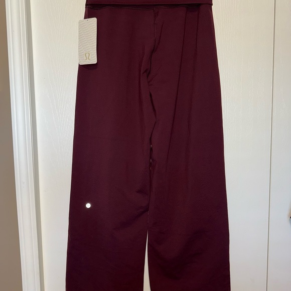 Lululemon Brand New Stillness Pant - Picture 4 of 16